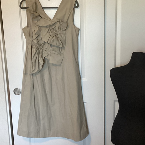COS Elegant Beige Sleeveless Dress with Ruffle Detail 12 NWT - Picture 1 of 10